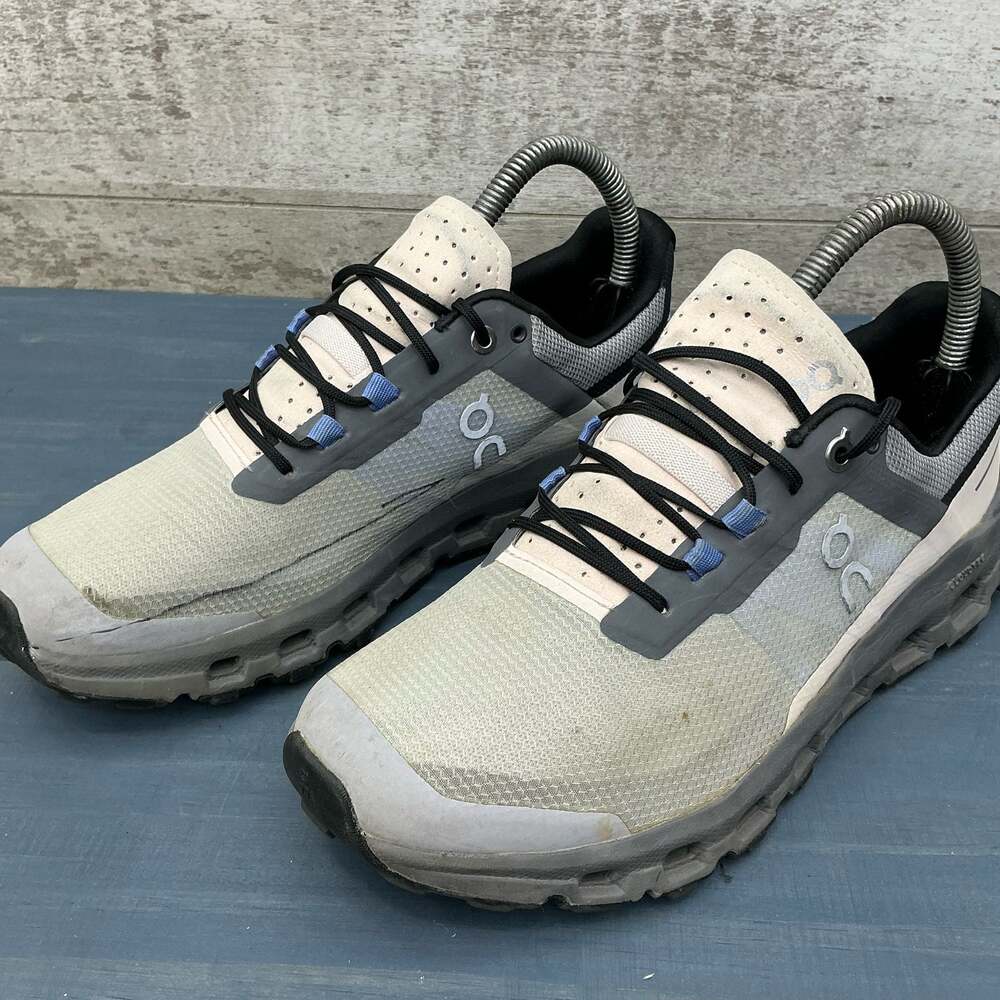 On Cloudvista Alloy/Black Trail Running Shoes Women’s US 7.5